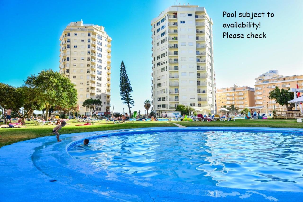 Armacao De Pera Praia Mar Sol Exterior photo